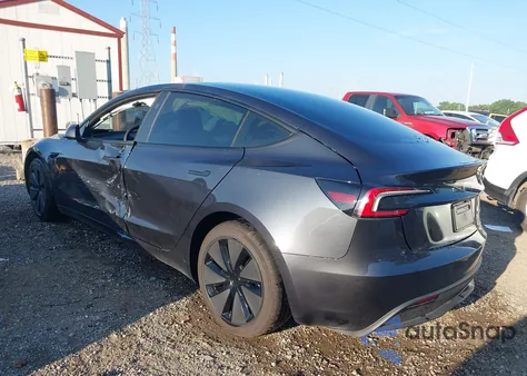 2025 Tesla Model 3 from USA, damaged, VIN 5YJ3E1EB4SF927554